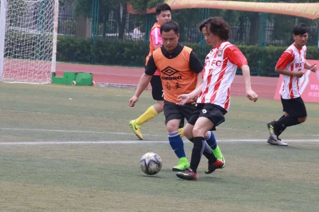 在汽车工厂跑马拉松：冲刺在智造的热潮中